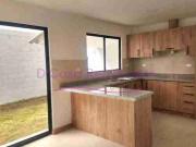 Vendo casas en Cuenca sector Ochoa León 3 dormitorios...