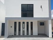 VENDO CASAS NUEVAS DESDE $2,990,000 EN FRACCIONAMIENTO...