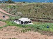 Vendo Chácara de 5 hectares a uns 800 metros do asfalto
