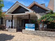 VENDO CHALET 5 AMBIENTES EN OPORTUNIDAD ZONA PERLA NORTE...