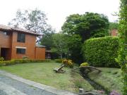 VENDO CONFORTABLE CASA CAMPESTRE SECTOR COLEGIO BRITISH...