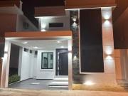 VENDO DE ESTRENO CASA VIA A LA COSTA, PUNTA ESMERALDA, 2...