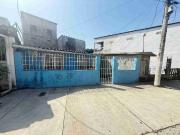 Vendo de Terreno con Construcciónen Los Vergeles