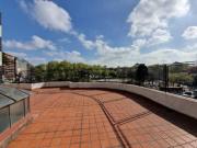 VENDO AMPLIO PH FRENTE A PARQUE CENTENARIO. CABALLITO