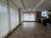 Vendo Departamento de 3 Dormitorios en la Urbanización...