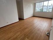 VENDO DEPARTAMENTO EN MIRAFLORES