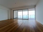VENDO DEPARTAMENTO EN MIRAFLORES, FRENTE AL MAR REMODELADO