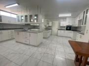VENDO departamento frente al Golf de San Isidro