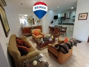 Vendo Dpto.Flat Remodelado Primer Piso Urb. El Golf Con...