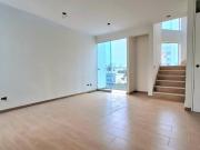 Vendo Duplex 88 m² Urb. Santa Catalina La Victoria