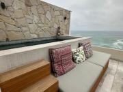 VENDO DUPLEX CON PISICINA EN PLAYA CABALLEROS PUNTA HERMOSA