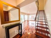 Vendo Duplex En La Cuadra Nueve De La Avenida Pardo...