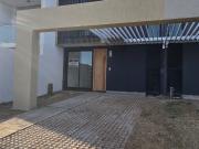 VENDO duplex en Prados de Manantiales! A 5 min de Barrio...