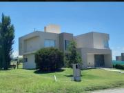 VENDO EN COUNTRY PUERTO DEL AGUILA CASA AMOBLADA DE...