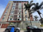 VENDO EN SURCO, ALONSO DE BRICEÑO 11O, PRIMER PISO, EN...