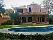 Vendo enorme casa en Quinta Las Flores de 3 rec con...