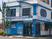 SE Vende Espaciosa Casa de 3 Pisos en Esquina PRADERAS...