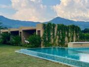 VENDO ESPECTACULAR CASA MODERNA