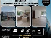 VENDO ESPECTACULAR CASA MODERNA EN PUEMBO 353m2