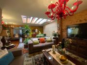 Vendo espectacular Pent House en Urb. La Florida 500m2