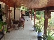 VENDO EXCELENTE CASA NO CONDOMÍNIO QUINTAS DE INTERLAGOS...