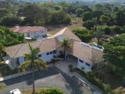 Vendo Excelente casa térrea/4suites!