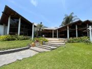 Vendo excelente terreno en la mejor zona de La Planicie...