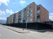 VENDO EXCLUISIVO APARTAMENTO ESQUINERO EN EL PRIMER...