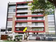 Vendo Exclusivo Departamento 1er piso frente a Parque