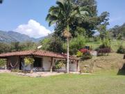 Vendo Finca de Recreo. Barbosa Antioquia Vereda la Playita