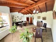 Vendo flat de 3 dormitorios con balcón y distribución...