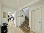 VENDO GRAN CASA EN CUMBAYA