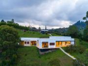 Vendo hermosa casa Campestre en El Peñol, Antioquia