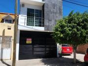 VENDO HERMOSA CASA COL LOS MANANTIALES $1,650,000.00...