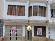 Vendo Hermosa Casa de tres pisos bien ubicada en el...