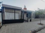 VENDO HERMOSA CASA EN BARRIO YAPEYU CON ESCRITURA