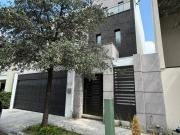 VENDO ! HERMOSA CASA en BOSQUES DE LAS CUMBRES SECTOR C