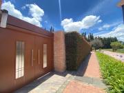 VENDO HERMOSA CASA EN CAJICA