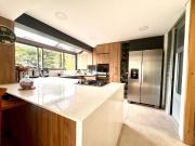 VENDO HERMOSA CASA EN ENVIGADO LOMA DEL CHOCHO