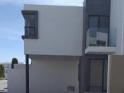 Vendo Hermosa Casa en Fracc. San Angel I, excelentes...