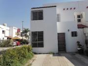 !VENDO HERMOSA CASA EN GUADALAJARA EN OPORTUNIDAD¡