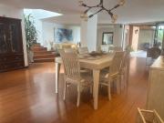 Vendo Hermosa casa en Los Parra El Poblado.Medellín...