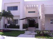 VENDO HERMOSA CASA EN VILLA MAGNA