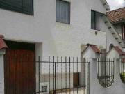 VENDO HERMOSA CASA REMODELADA