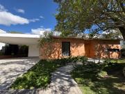 VENDO HERMOSA CASA UNA SOLA PLANTA EN CONJUNTO VIA A...