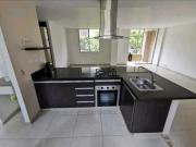 VENDO HERMOSO APARTAMENTO EN EL POBLADO SECTOR CASTROPOL...