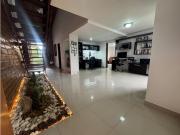 VENDO HERMOSO PENTHOUSE EN EL POBLADO