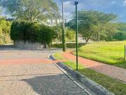 Vendo Hermoso terreno de 1215 m2 en Urbanización la...