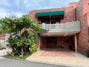 Vendo Imponente Casa En Condominio En Ciudad Jardín, Cali