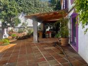 Vendo increíble casa con gran jardín